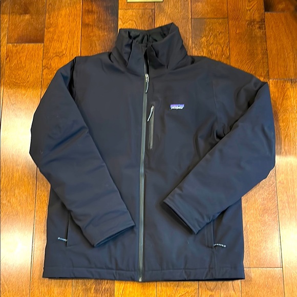 Patagonia Men's Insulated Quandary Jacket. Men’s Large. Black